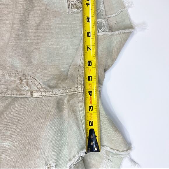 Levi’s 514 Cut Off Bleached Distressed Shorts Sz L - Picture 6 of 8